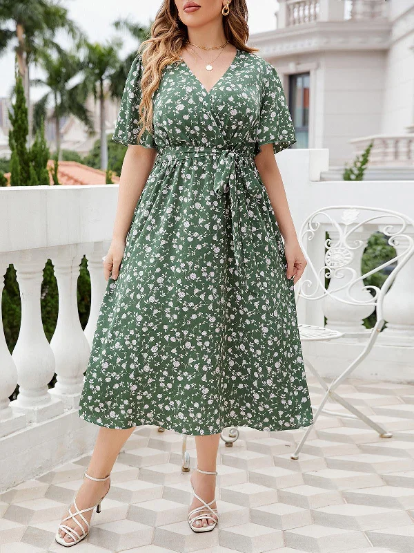 Plus Size Green Floral V-Neck Midi Dress